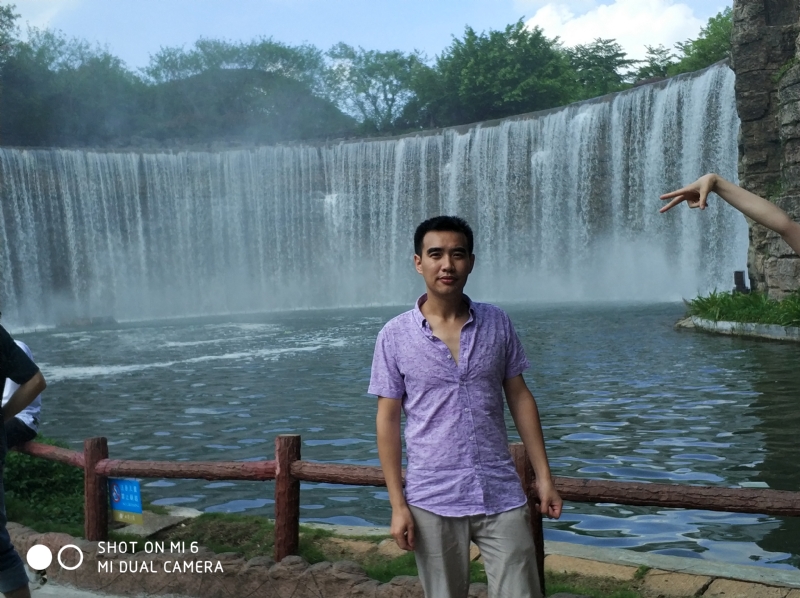 追梦人的第一张照片--阳江相亲服务中心