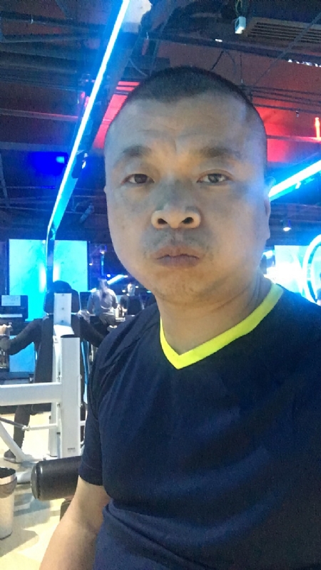 奋斗的第一张照片--阳江相亲服务中心