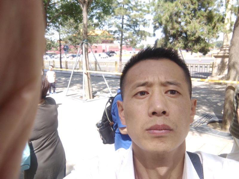 刘红兵的第一张照片--阳江相亲服务中心