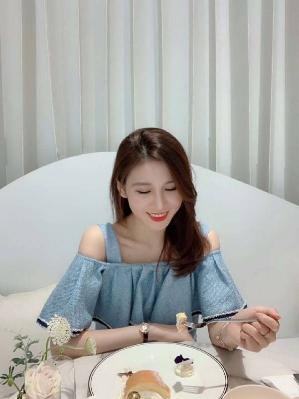 Emily的第三张照片--阳江相亲服务中心