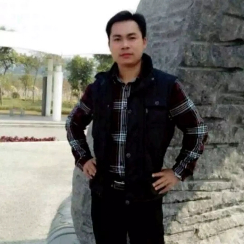 selfdy的第一张照片--阳江相亲服务中心