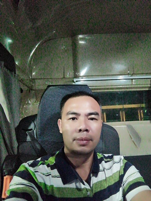 疯一般的爱恋的第一张照片--阳江相亲服务中心