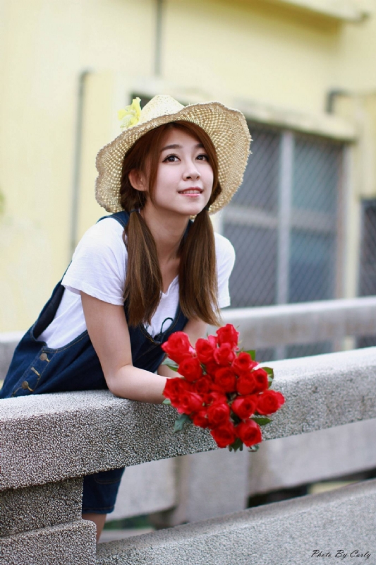 阳光朵朵的第一张照片--阳江相亲服务中心