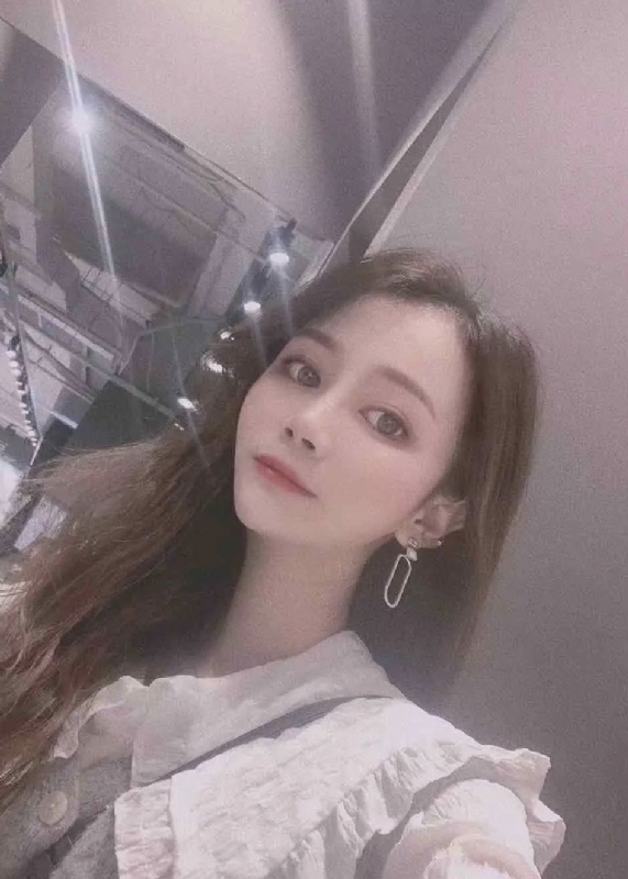 蓉蓉呀的第一张照片--阳江相亲服务中心