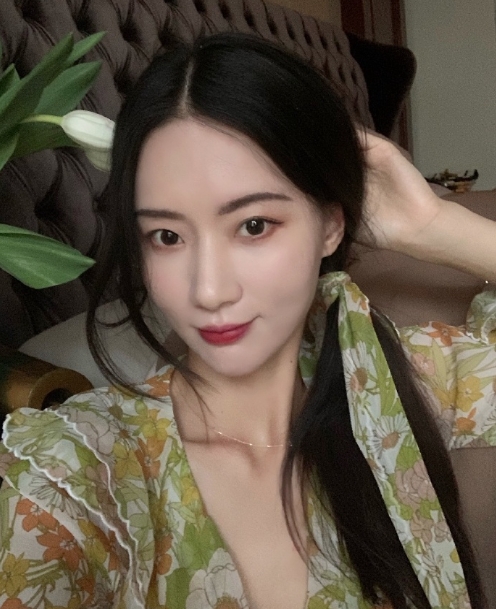 倾城的第一张照片--阳江相亲服务中心