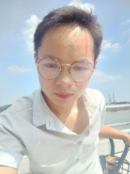 楠呐的第三张照片--阳江相亲服务中心