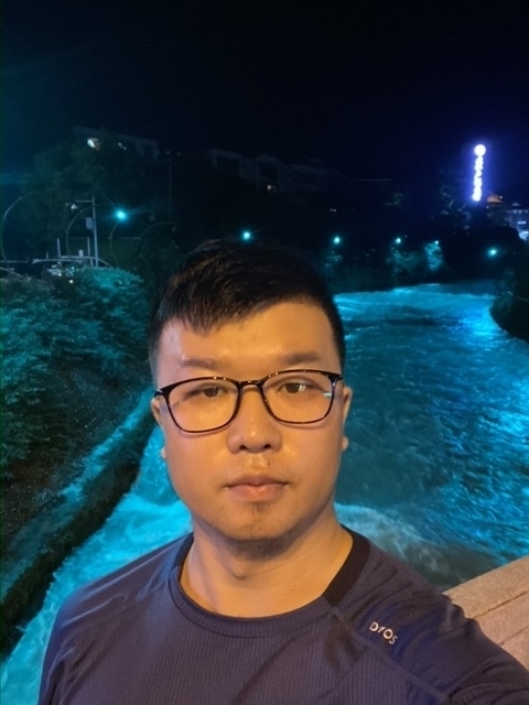 你在哪里的第一张照片--阳江相亲服务中心