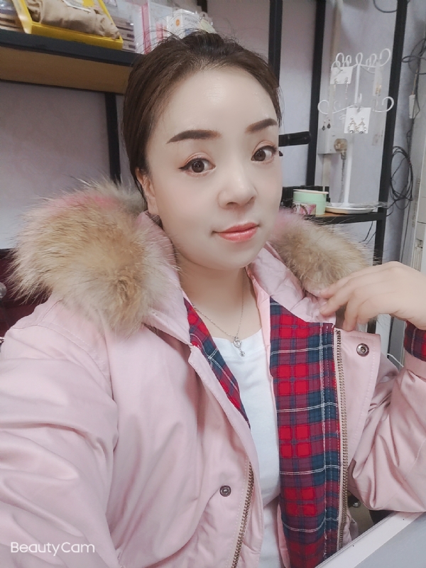 爱雨的第一张照片--阳江相亲服务中心