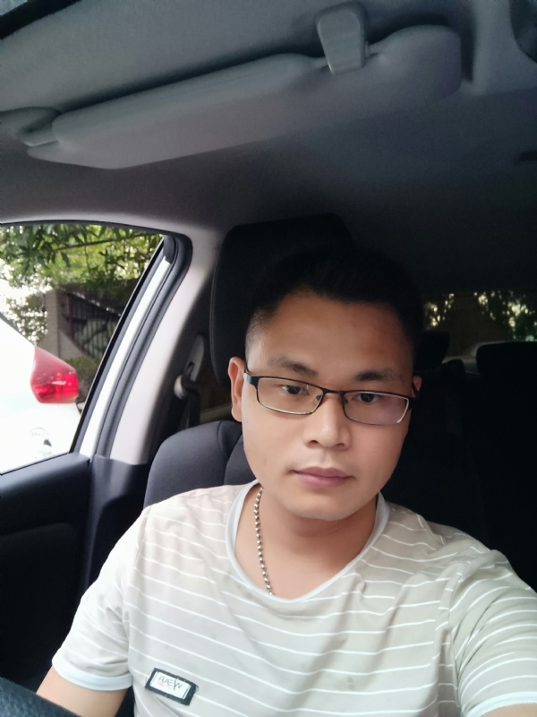 水明的第二张照片--阳江相亲服务中心