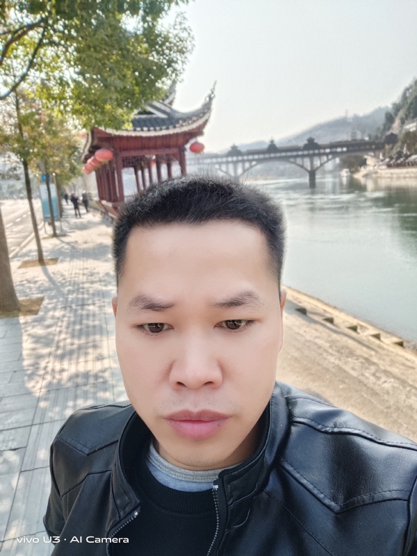 啊锦的第二张照片--阳江相亲服务中心