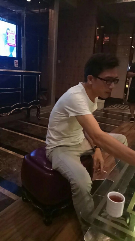 期待缘分的第一张照片--阳江相亲服务中心