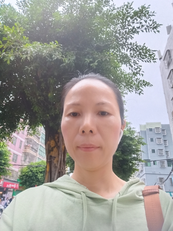 容容的第一张照片--阳江相亲服务中心