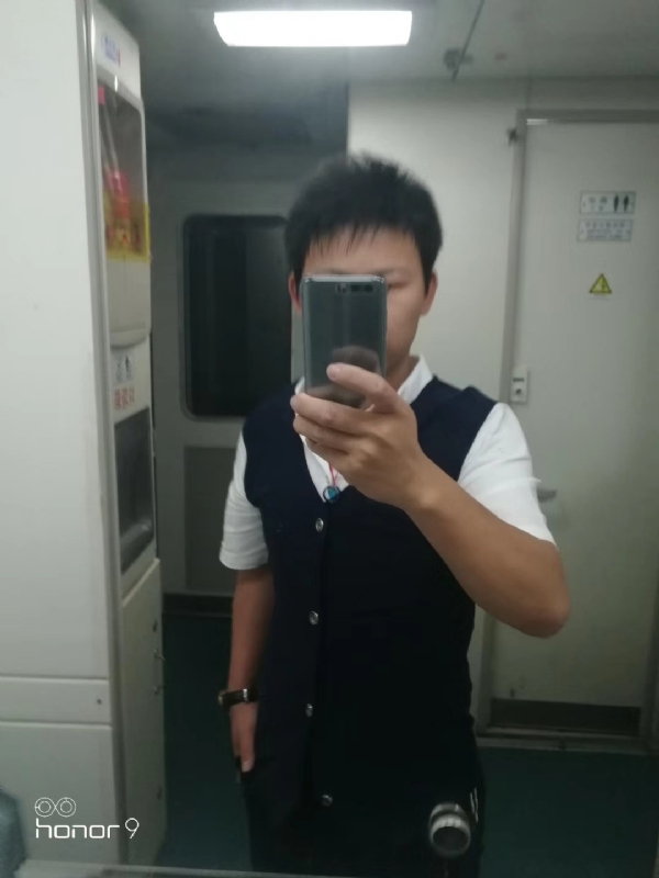 阳光下de幸福的第一张照片--阳江相亲服务中心