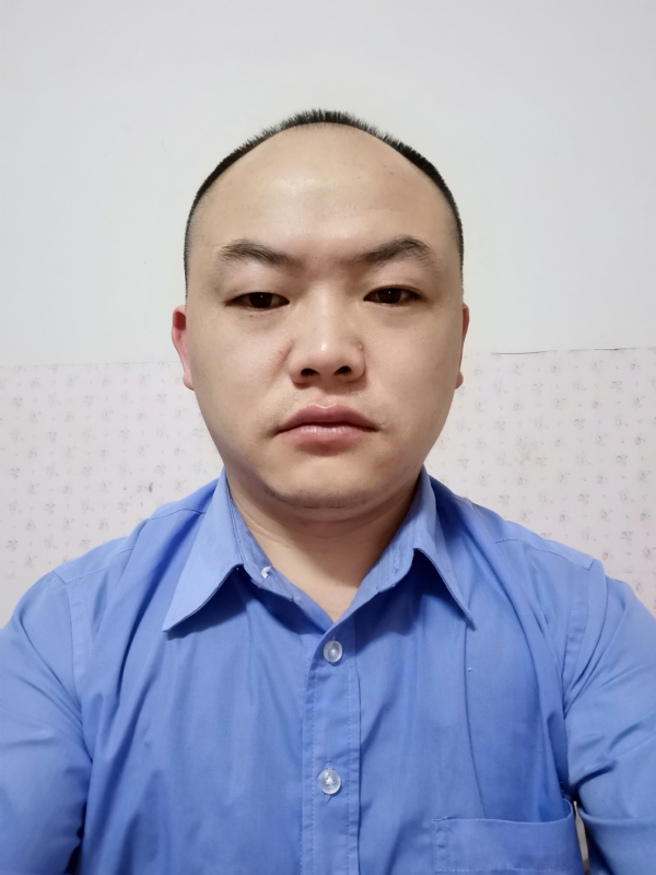 与子携老的第一张照片--阳江相亲服务中心