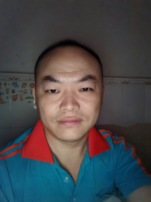 与子携老的第二张照片--阳江相亲服务中心