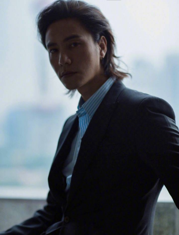 李嘉廷的第三张照片--阳江相亲服务中心