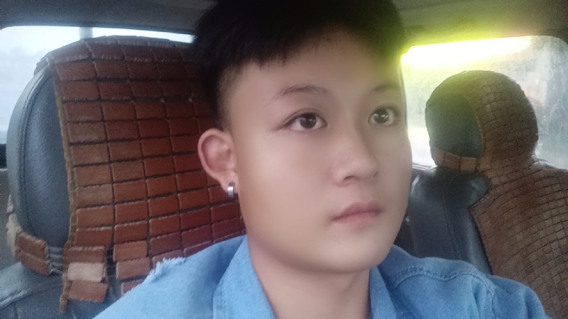 何新的第一张照片--阳江相亲服务中心