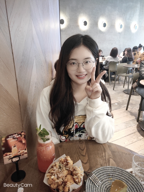 皮卡小姐的第一张照片--阳江相亲服务中心