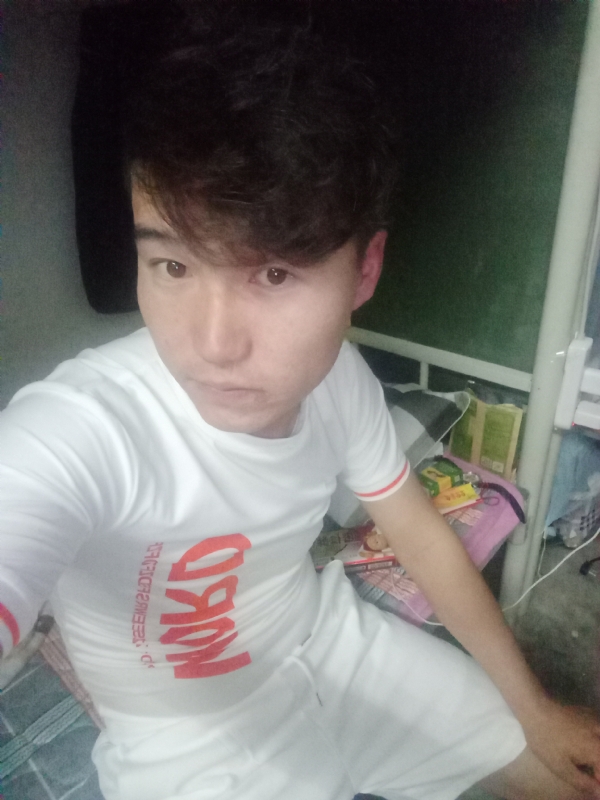 再回首的第一张照片--阳江相亲服务中心