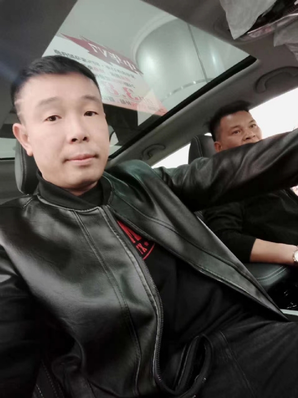 醉红尘的第一张照片--阳江相亲服务中心