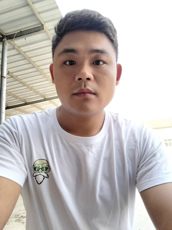 高大威武的第一张照片--阳江相亲服务中心