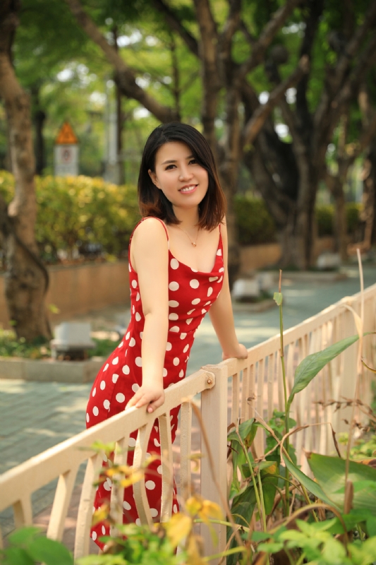 罗林的第五张照片--阳江相亲服务中心