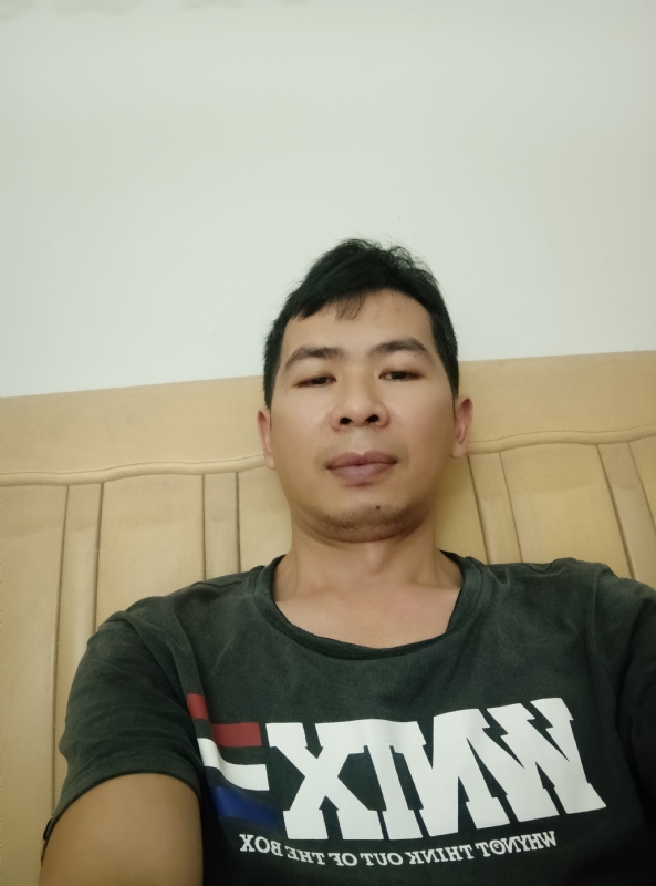 小伙子的第四张照片--阳江相亲服务中心