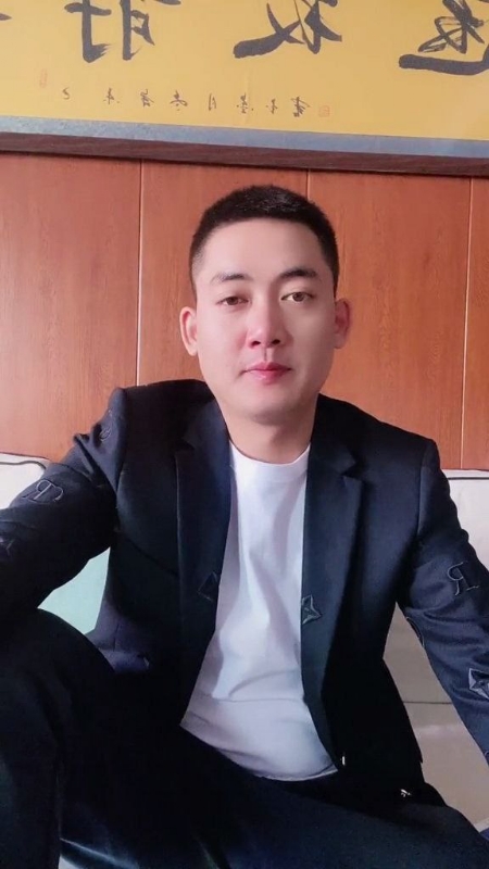 李泽胜的第一张照片--阳江相亲服务中心