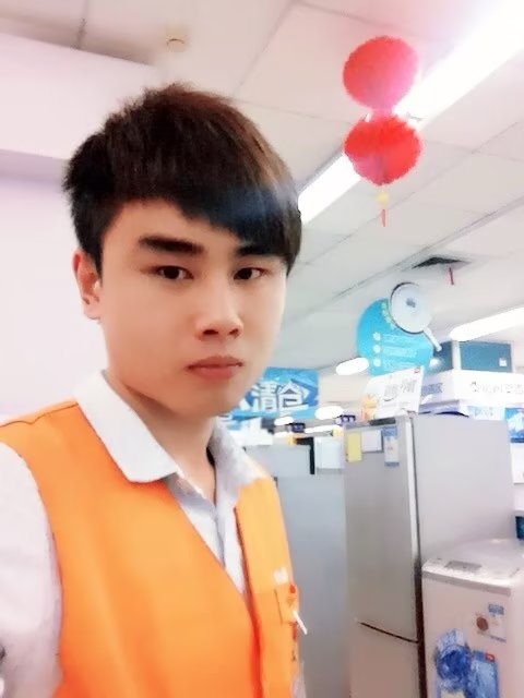 罗自强的第二张照片--阳江相亲服务中心