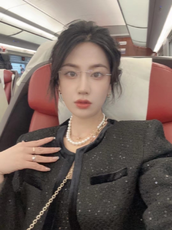 Alma的第三张照片--阳江相亲服务中心