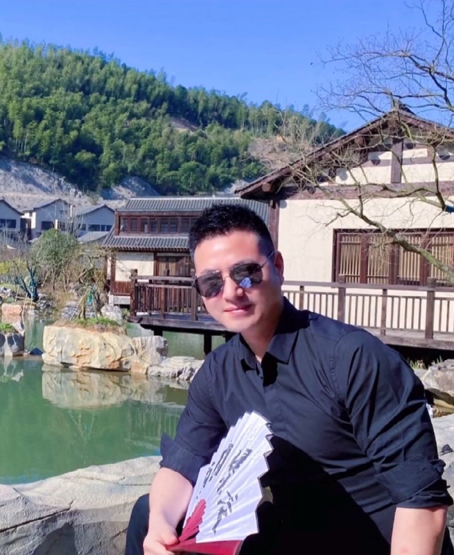 勿忘初心的第二张照片--阳江相亲服务中心