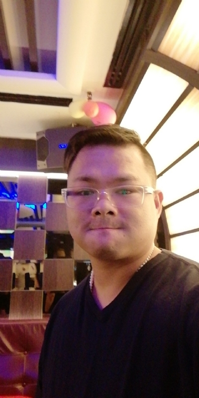 单名一个伟的第一张照片--阳江相亲服务中心