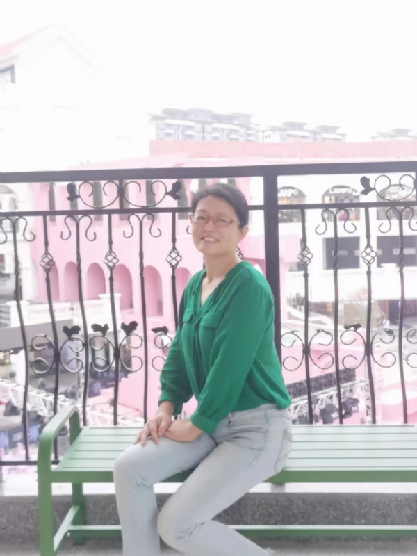 丽华的第三张照片--阳江相亲服务中心