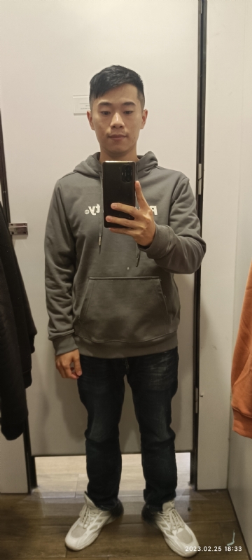 酷酷的少年的第一张照片--阳江相亲服务中心