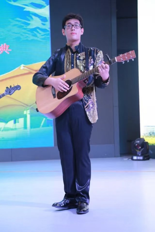 一叶知秋ZG的第一张照片--阳江相亲服务中心