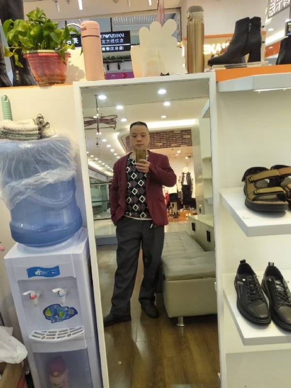 真诚征婚的第四张照片--阳江相亲服务中心