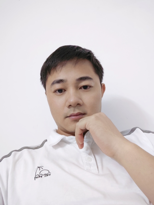 啊良的第一张照片--阳江相亲服务中心