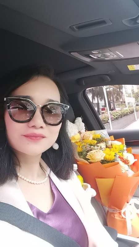 Apple的第一张照片--阳江相亲服务中心