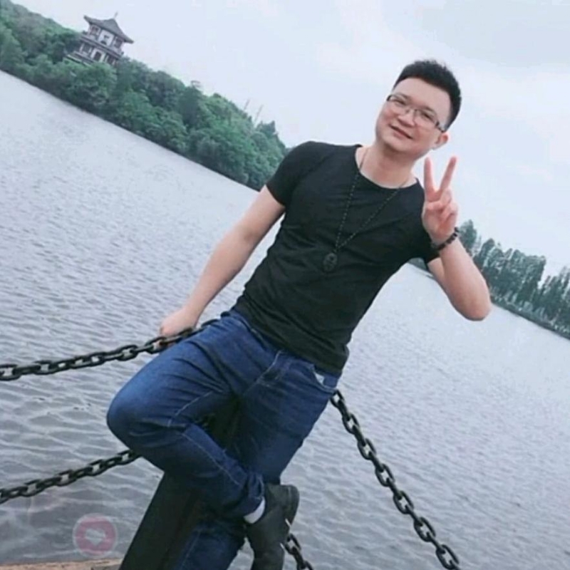 lg营的第一张照片--阳江相亲服务中心