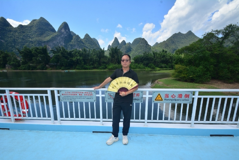 沙漠海的第四张照片--阳江相亲服务中心