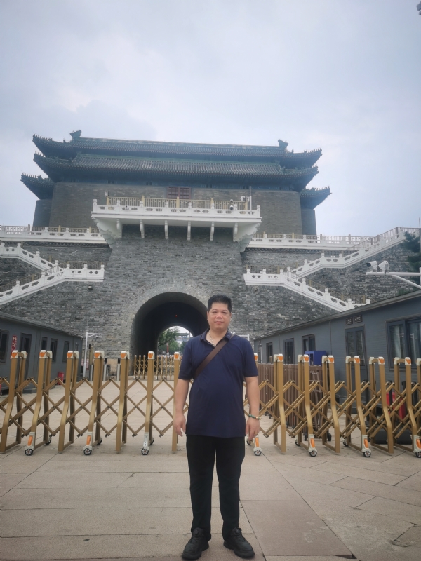 伟哥的第一张照片--阳江相亲服务中心